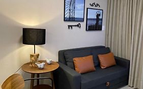 Novo quarto e sala - J. Armação - Vista Mar!